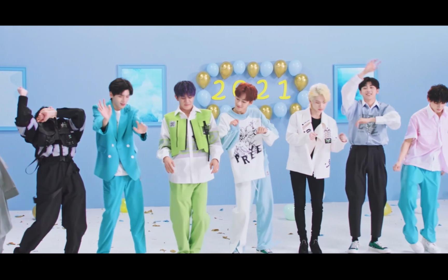 r1se土味男团实锤:刻在dna里的爱河 泥塑自己(上海演唱会版)