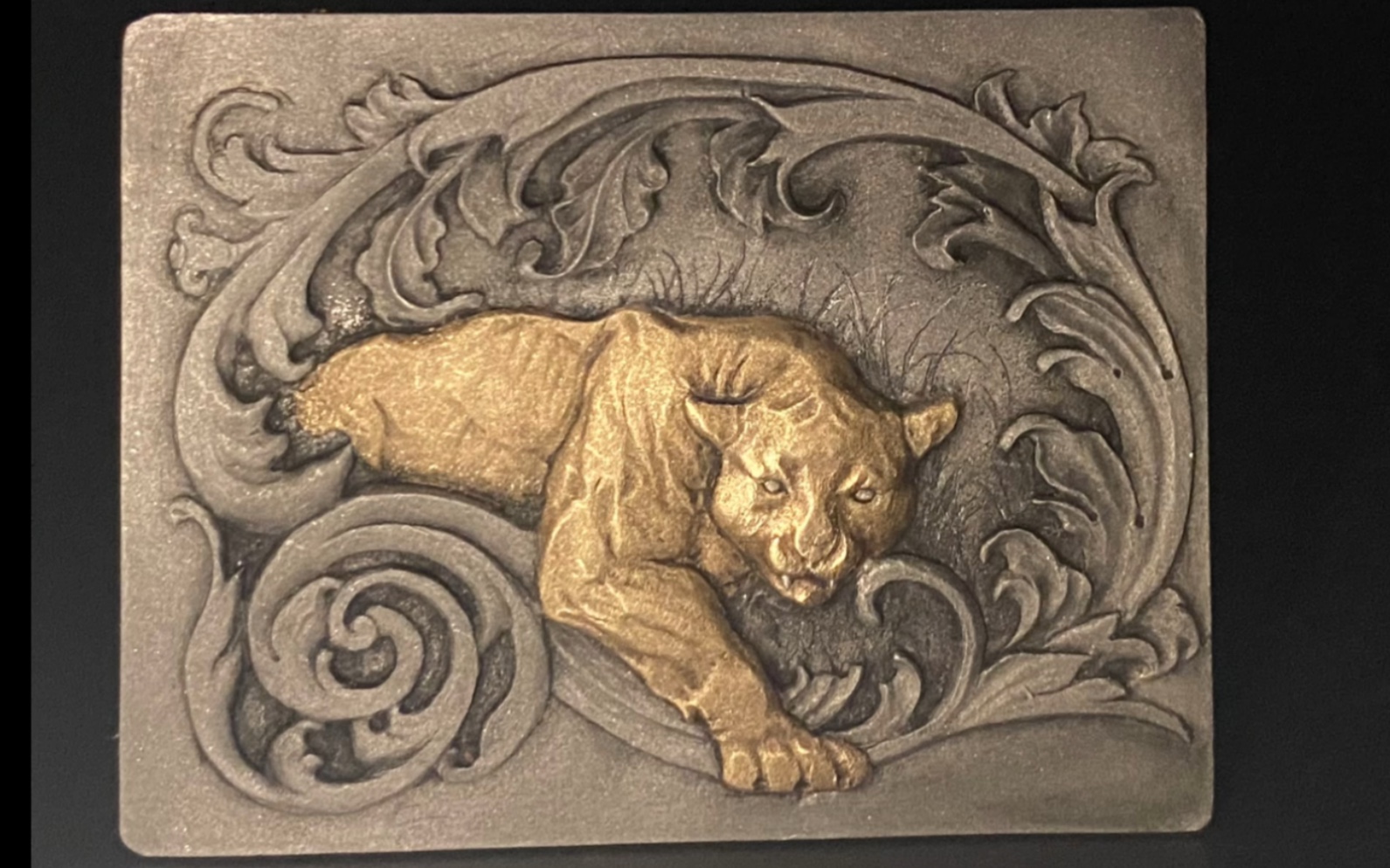 美式雕金,金属高浮雕,写实雕刻动物.
