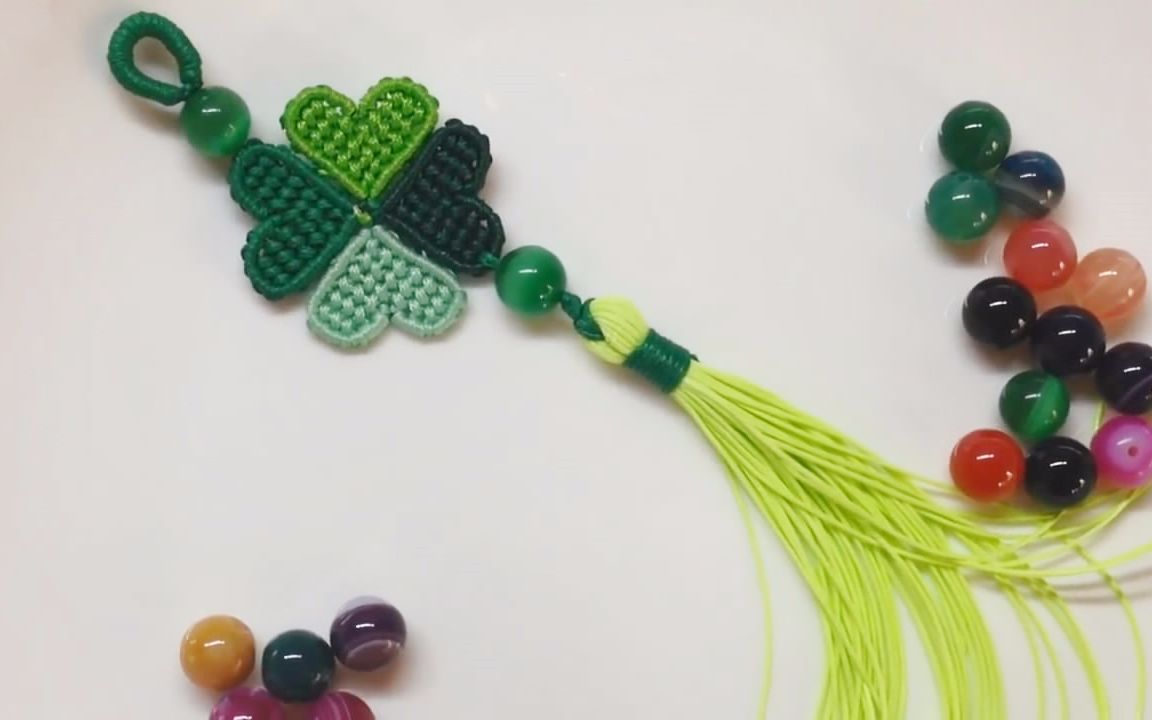 「diy绳编系列」教你如何编制漂亮的四叶草挂件(步骤2-1)