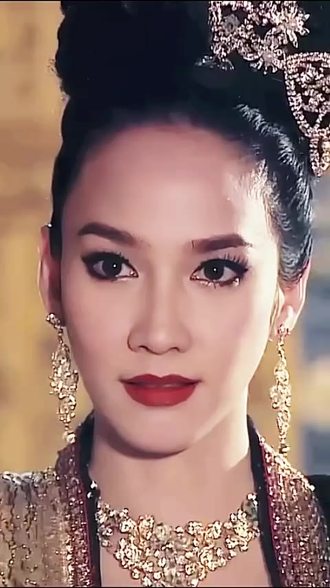 每天都沉浸在thip的美貌中泰剧爱之火aump泰国女神