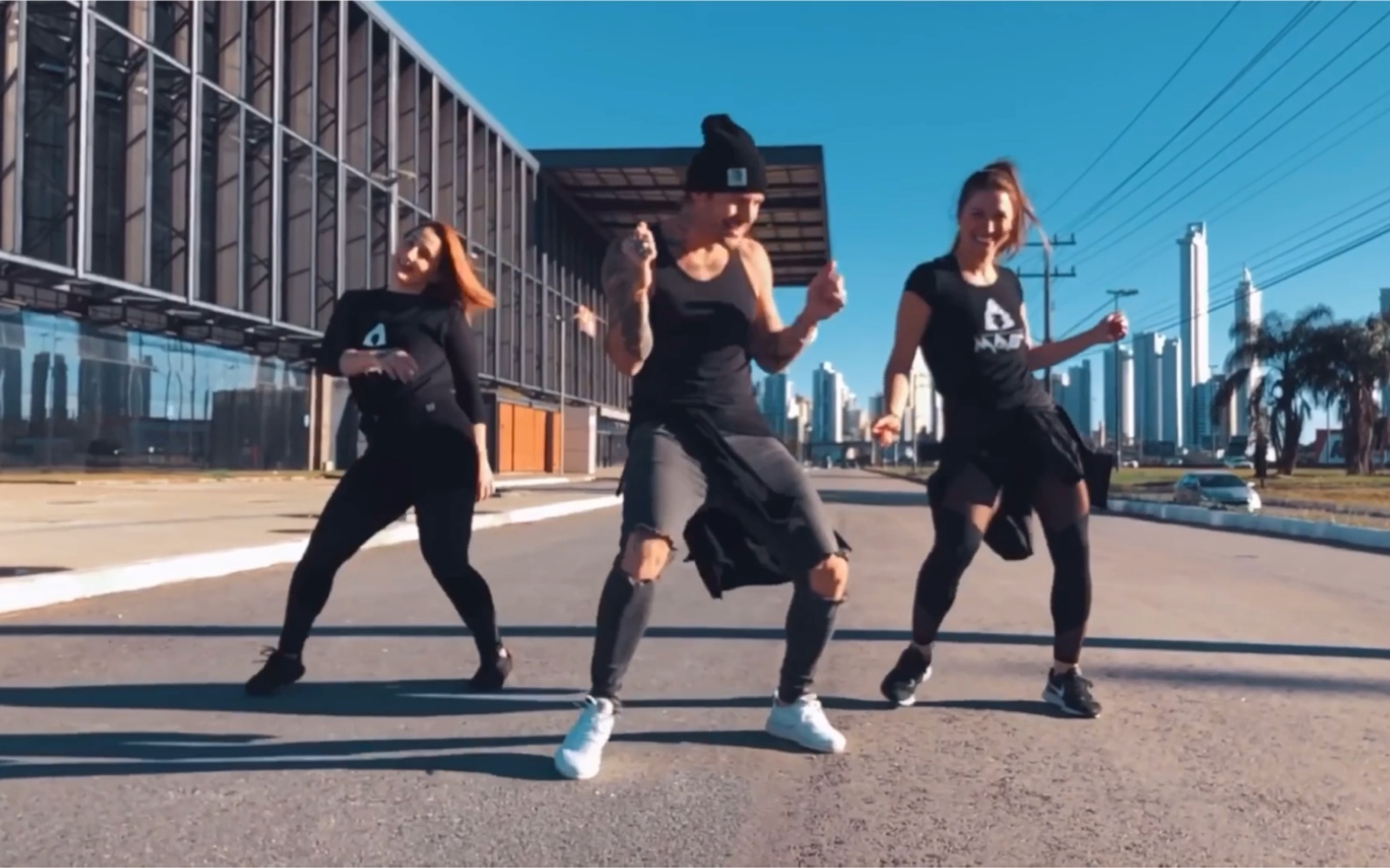 marlonalves尊巴zumba减脂有氧运动歌曲besame歌手daddyyankee