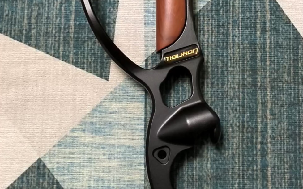 美猎弓,国产霍伊特鲨鱼弓把,展示