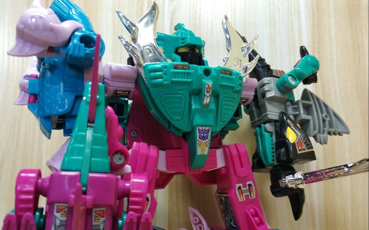 活动  【变形金刚】2010限定 g1复刻 海底狂魔