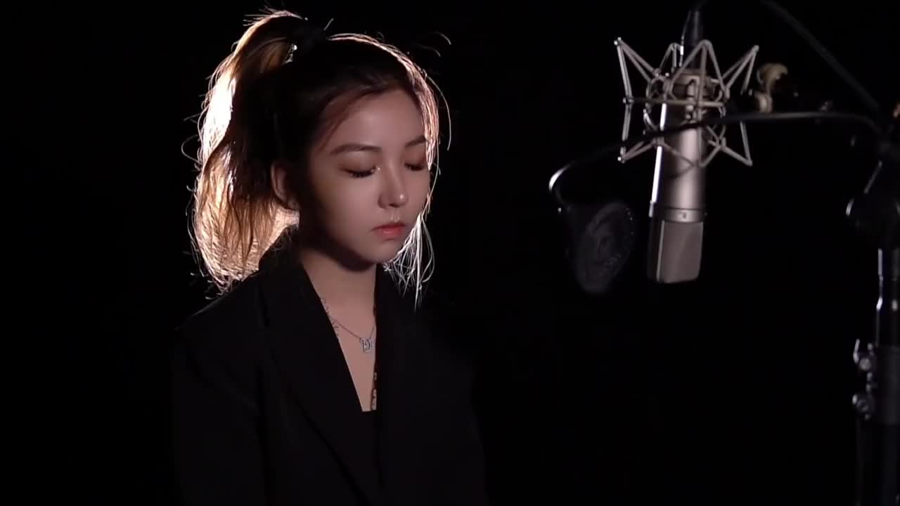 莫文蔚忽然之间cover你想听的开口跪天使吻过的嗓音录音棚电