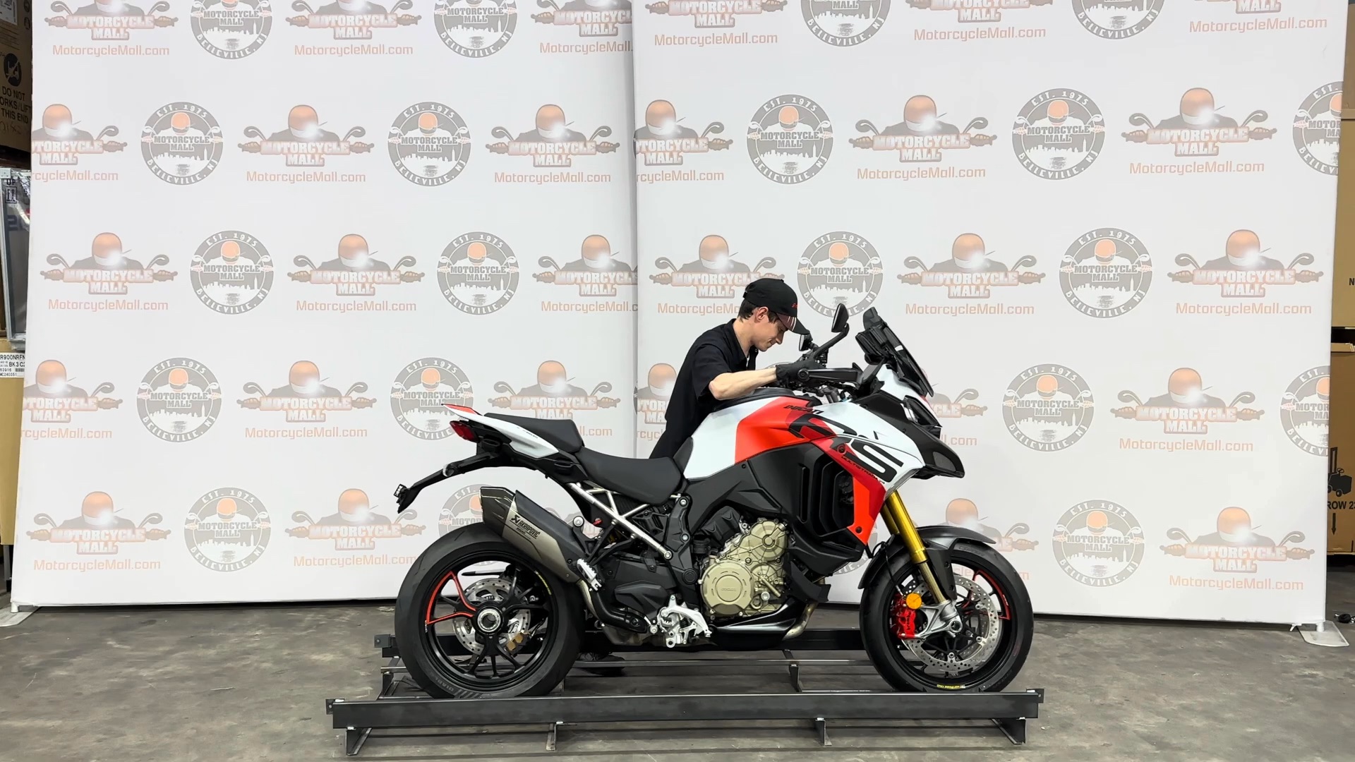开箱 2024 ducati multistrada v4 rs