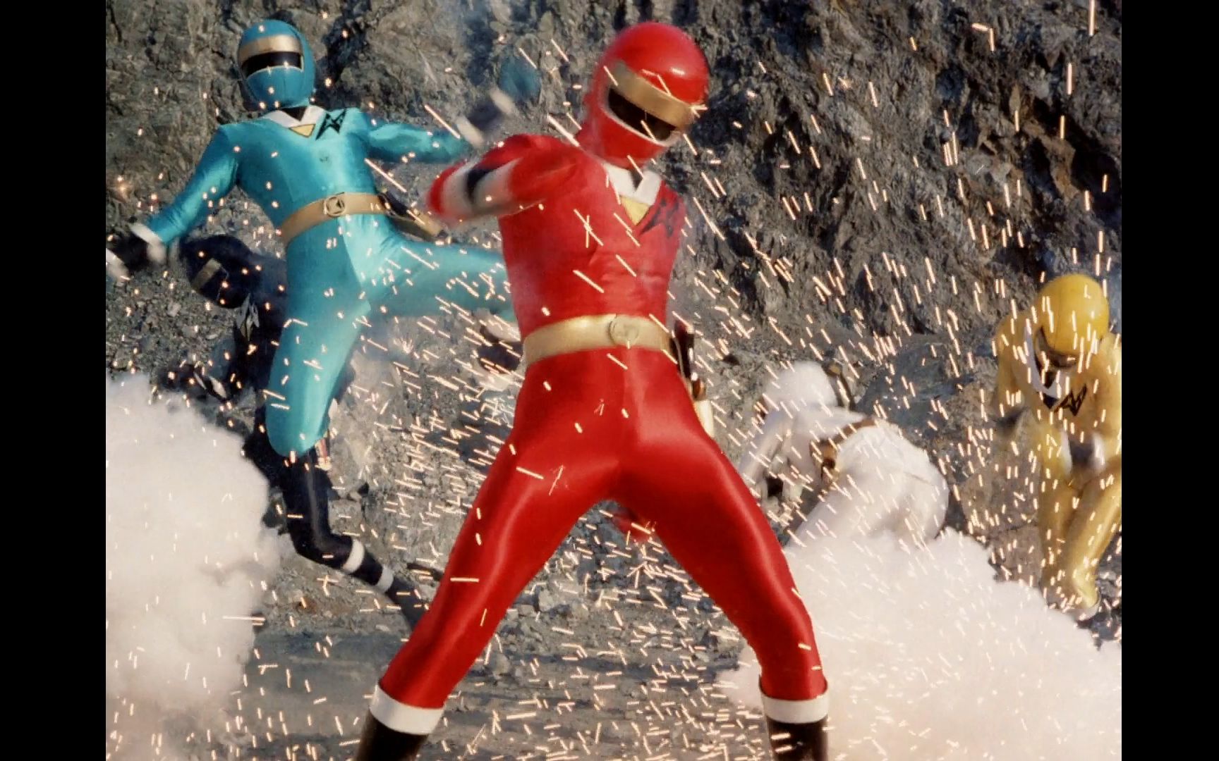 忍者战队 隐连者 高清 全队战败 投降 交出武器 马上连环被射 被虐