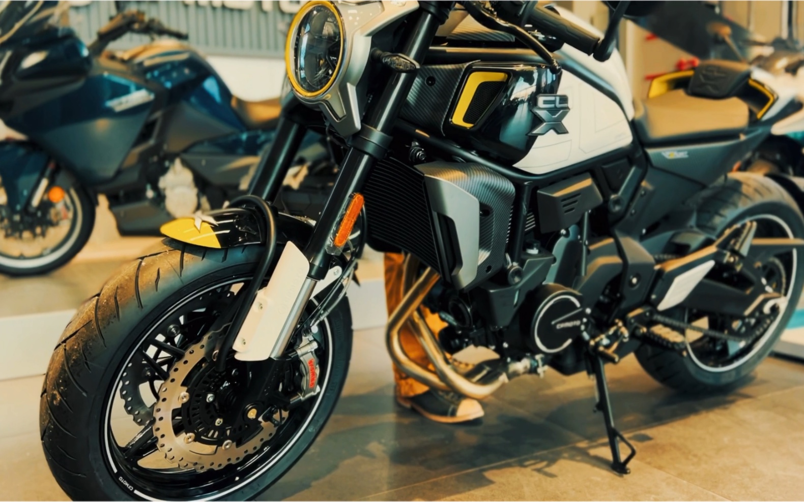 春风700sport提车