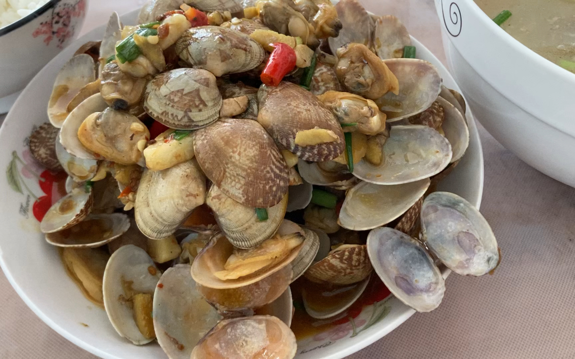 【花甲 冬瓜排骨汤】