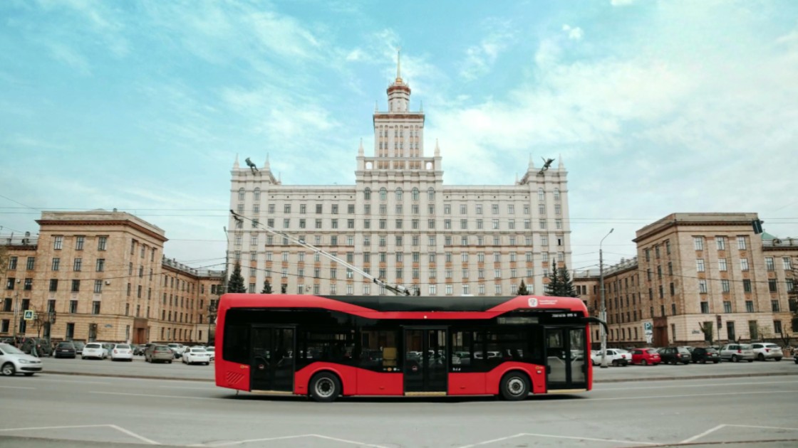 俄罗斯sinara-6254无轨电车(俄英双语)