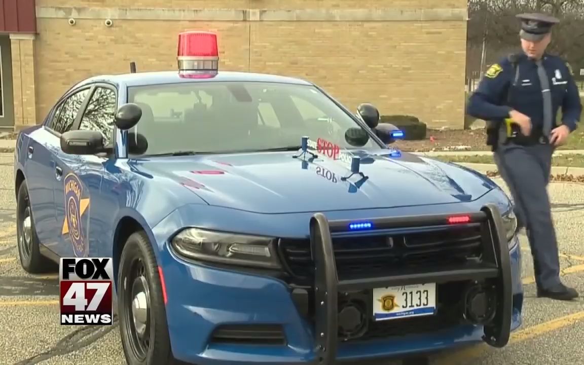 密歇根州州警升级警灯装备