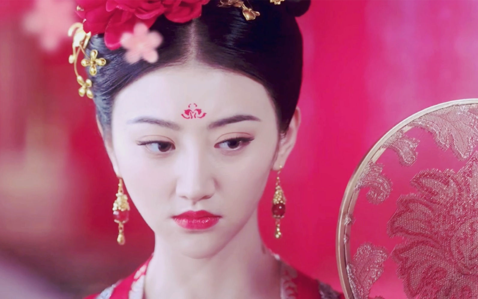 古装美人嫁衣大赏,谁是你心中最美的新娘?_哔哩哔哩_bilibili