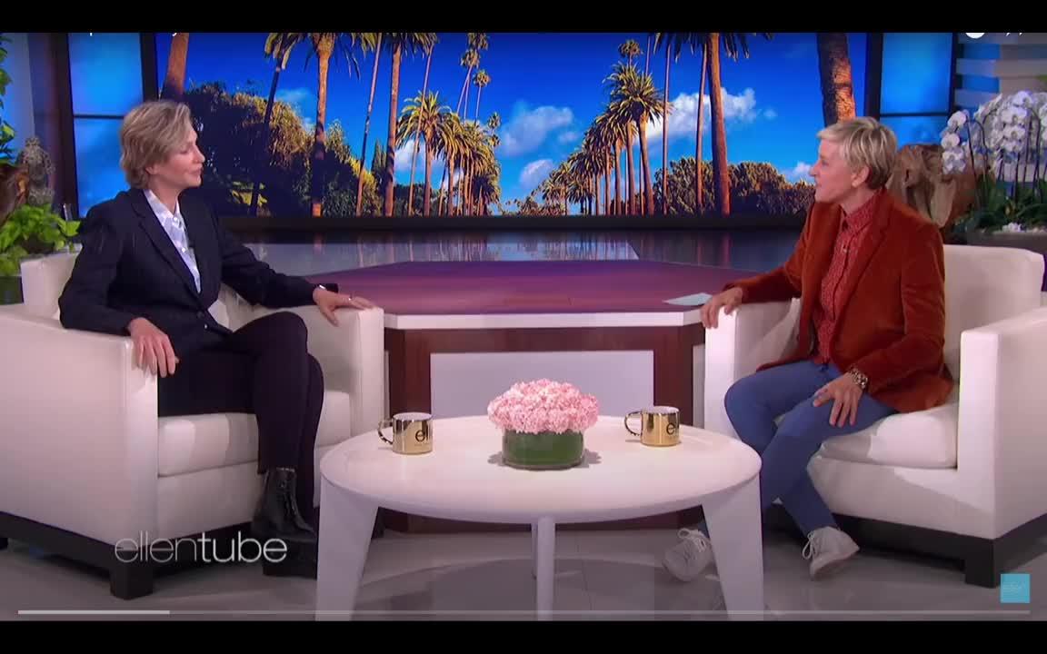 英语脱口秀ellen show 艾伦秀jane lynch