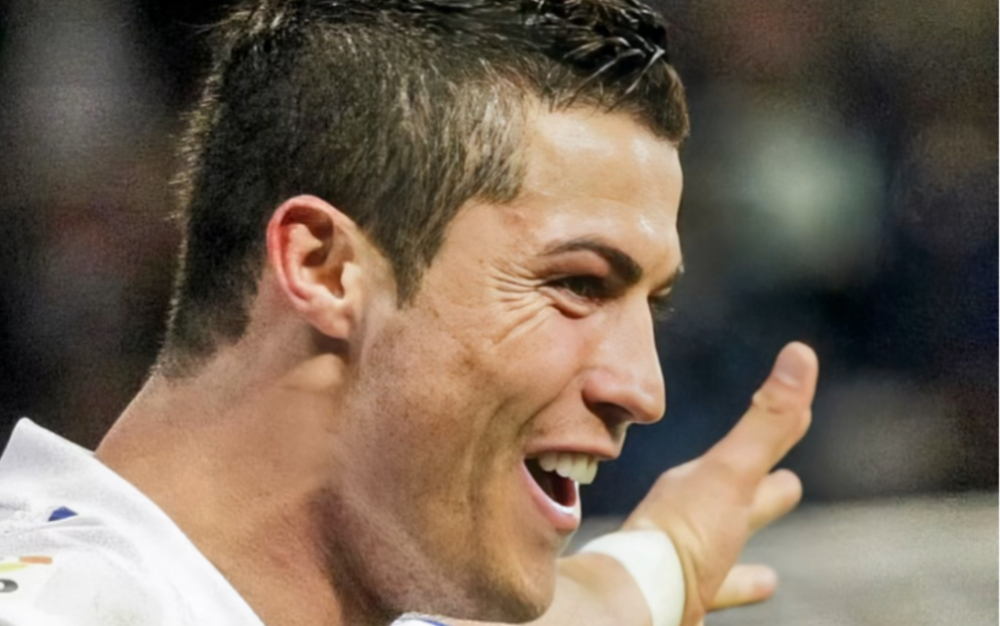 西甲社媒今天晒皇马c罗照片!