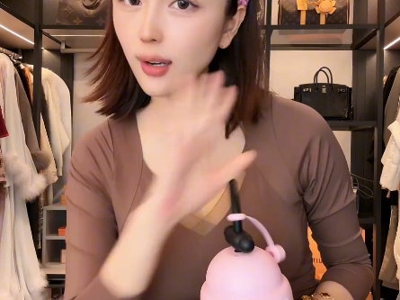 卡卡四胎孕期带货视频 1.27