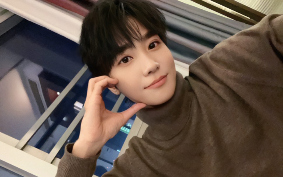 【 1112 贰婶蔡翊昇杭州首场签售会】上