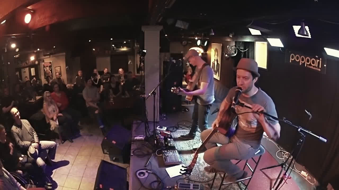 [图]指弹吉他 Elephant King--Trace Bundy & Petteri Sariola (Live