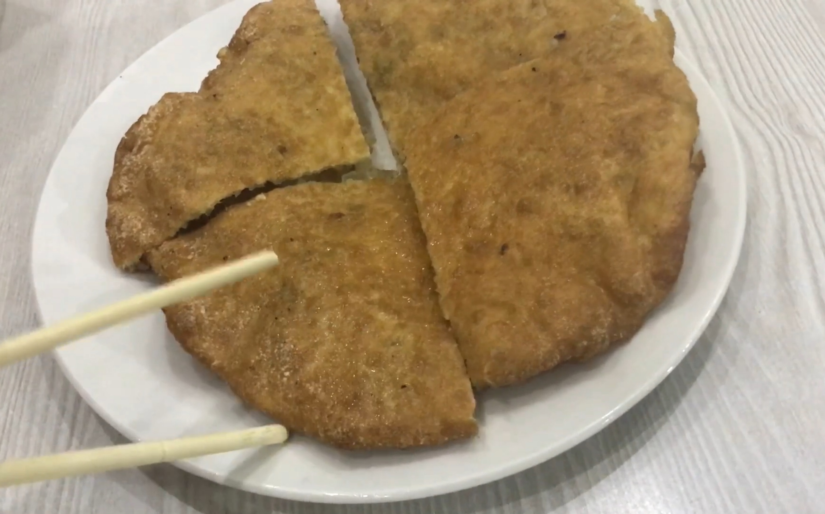 [三千年古城的特色美食]亳州特色小吃嘛糊和肉盒试吃视频_哔哩哔哩