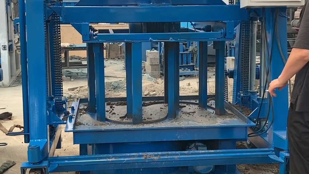 渠口660壁厚10水泥u型槽成型机#预制u型槽成型机设备#混凝土水泥