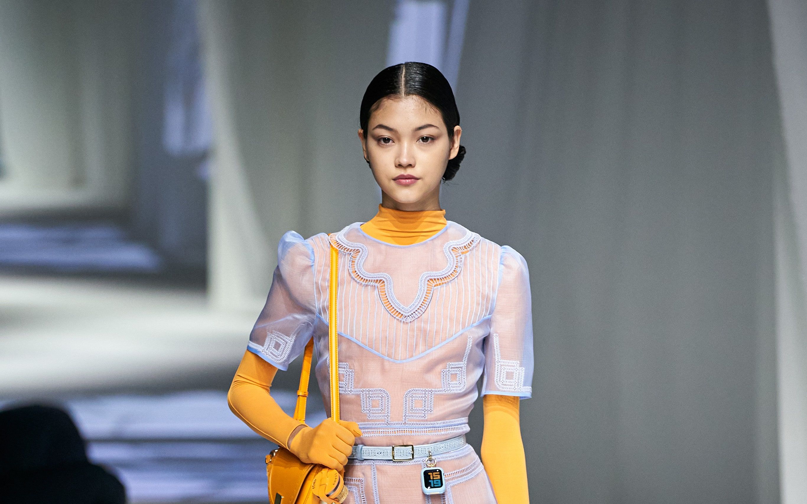 mika schneider 2021春夏季米兰时装周走秀合集_哔哩哔哩_bilibili