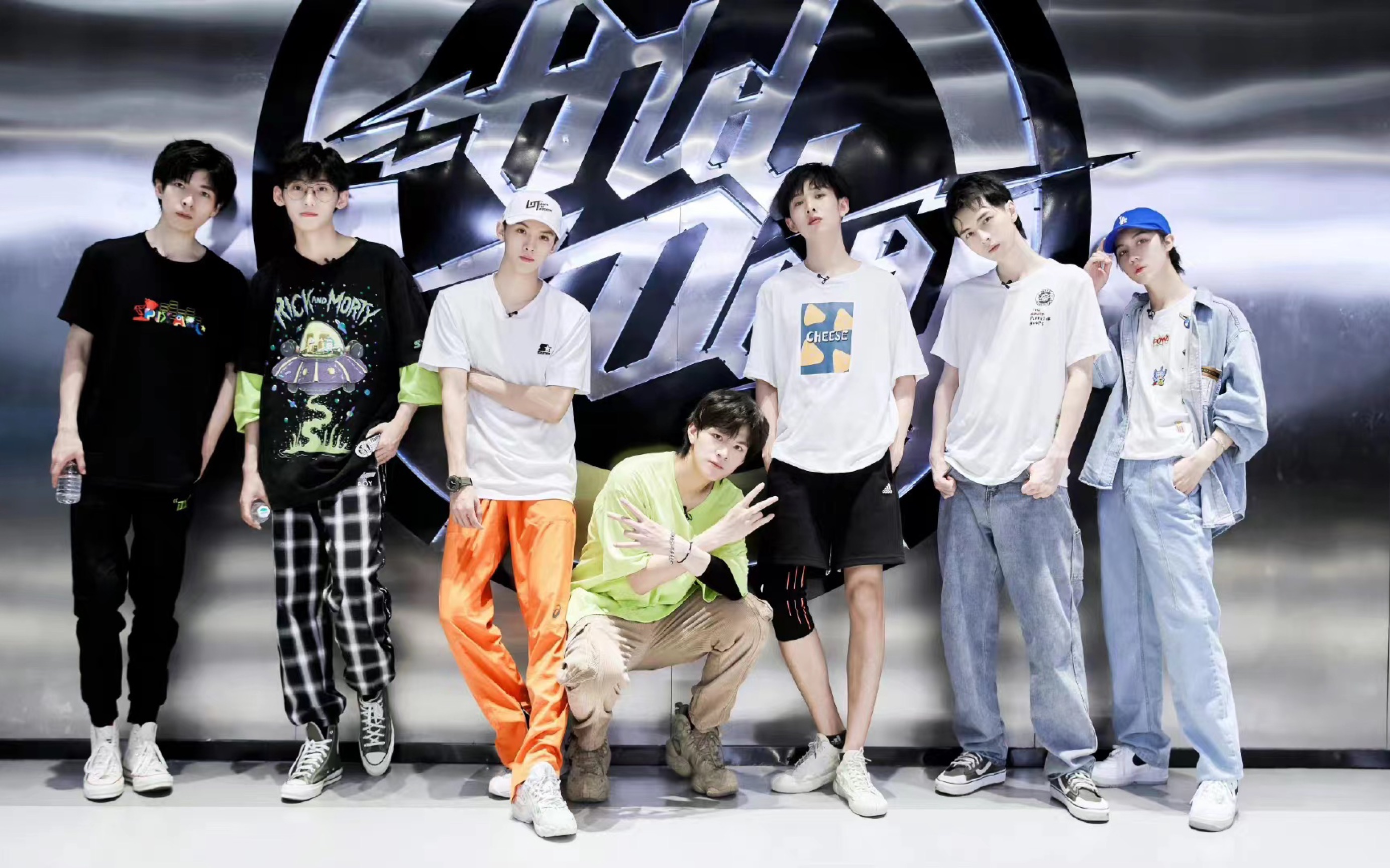 名侦探学院 × 南波万男团 × tomboy 德芙,纵享丝滑!