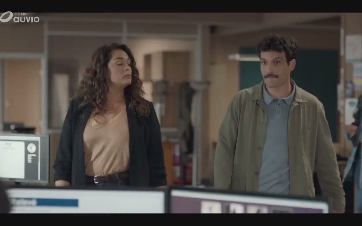 法剧雨女ai听译中法字幕astridetraphaelles02e01part3