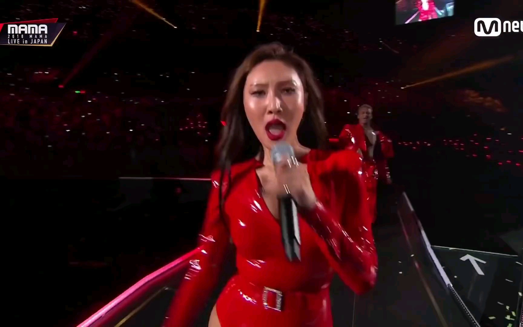吹爆华莎身材 2018mamainjapan mamamoo华莎solo舞台