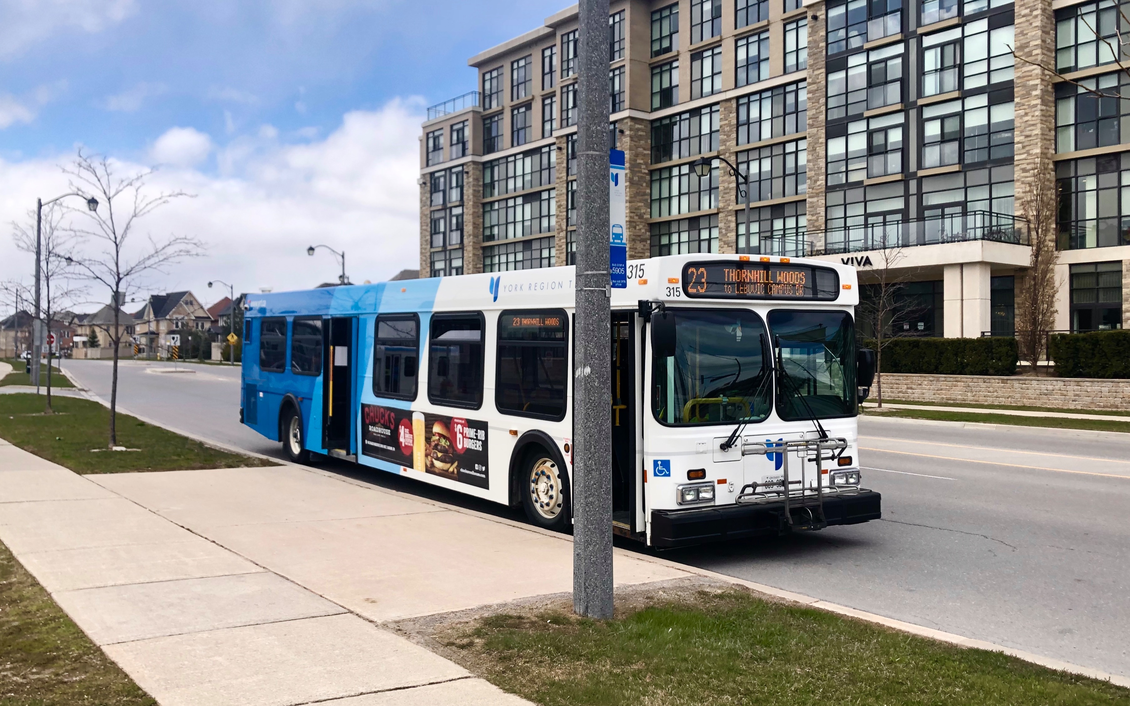 「两个go pro的双角度尝试」lc的pov86 约克区公车 yrt 23路