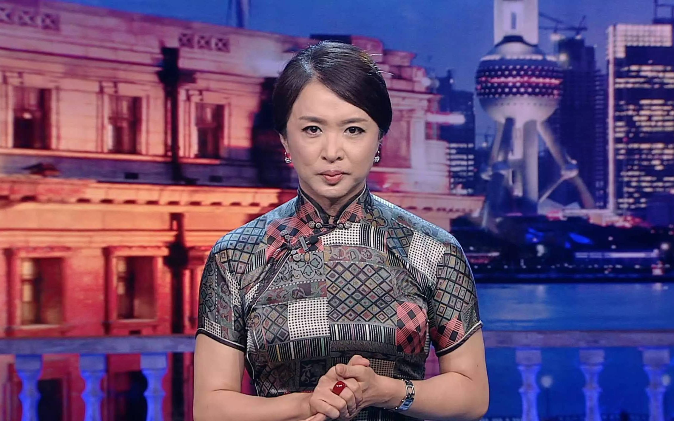 《鲁豫有约》著名舞蹈家金星,曾在部队官职竟是副师级,让人惊讶