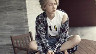 UNIQ - Falling in love 中文版