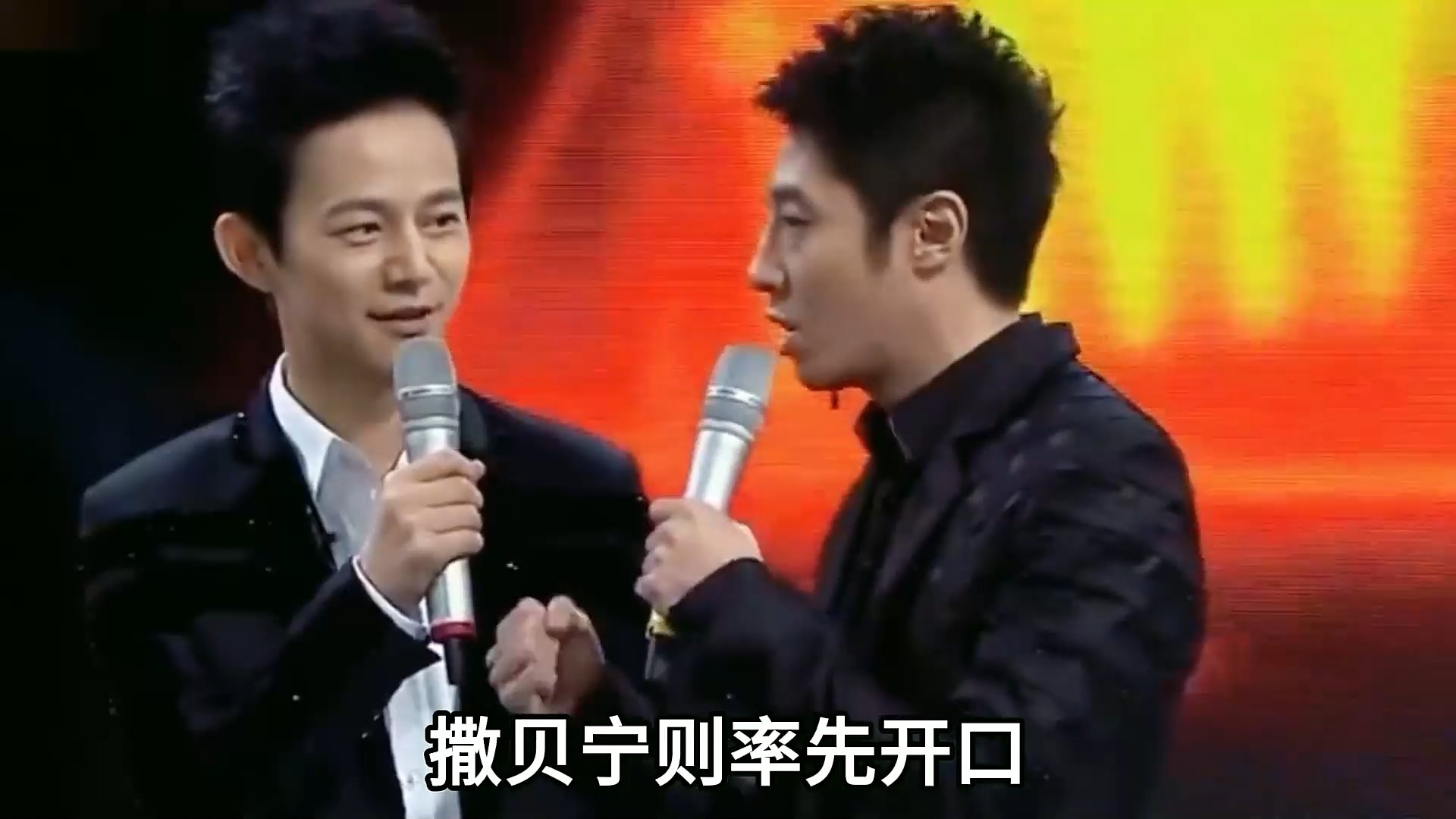 从针锋相对到惺惺相惜,何炅撒贝宁初次见面,促就亦敌亦友