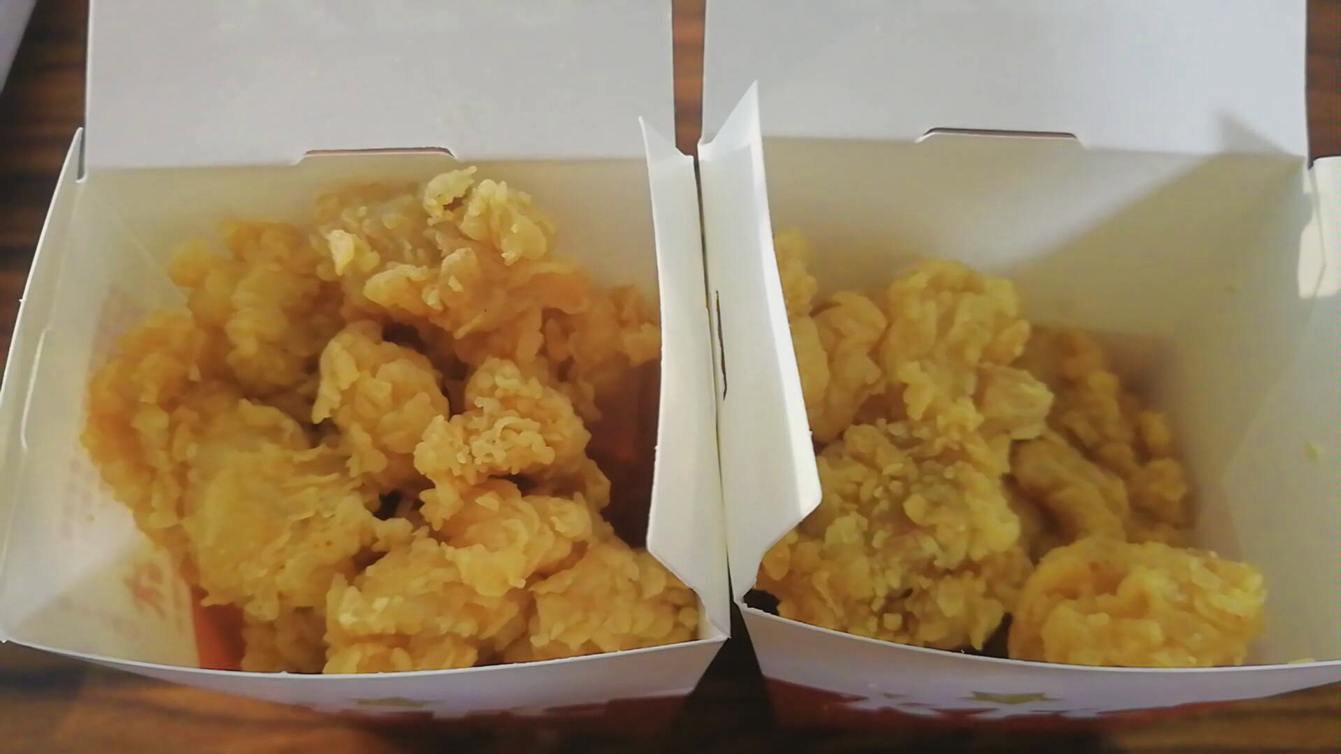 【咀嚼音】深夜咀嚼肯德基鸡米花,来听听它脆不脆