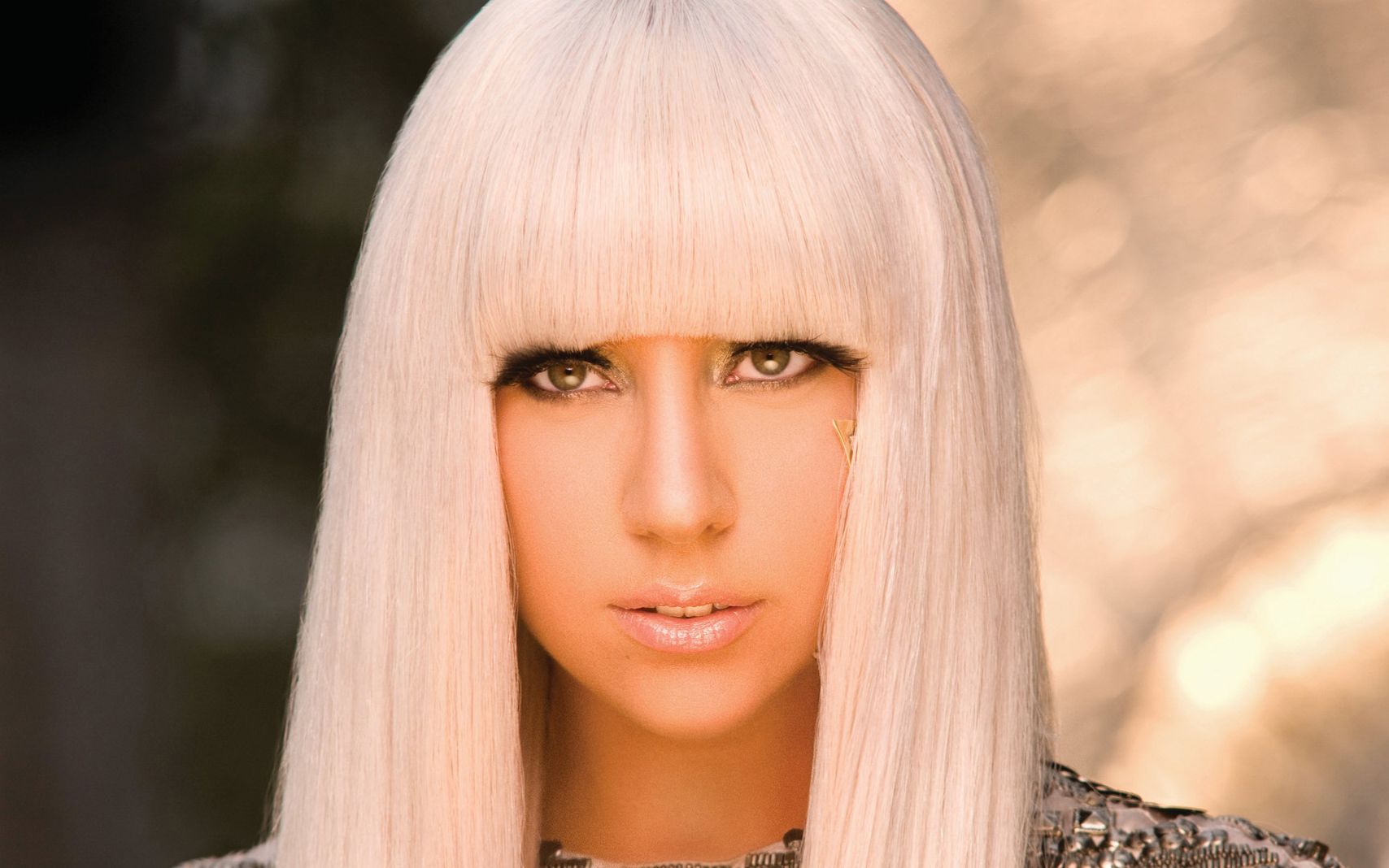 ladygaga格莱美年度歌曲提名一个巨星的诞生现场版