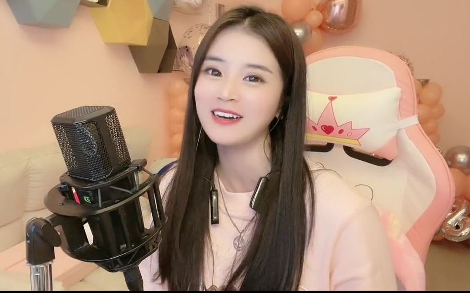 【郑幺幺】久违的方言歌来了……_哔哩哔哩_bilibili