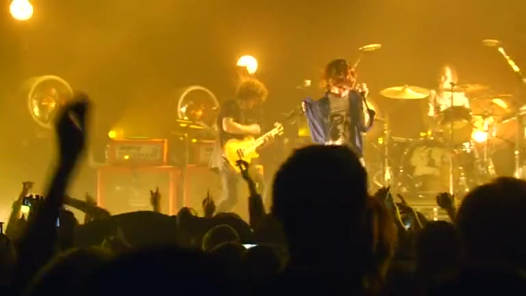 [图]【Live】cage the elephant - Ain't No Rest For The Wicked