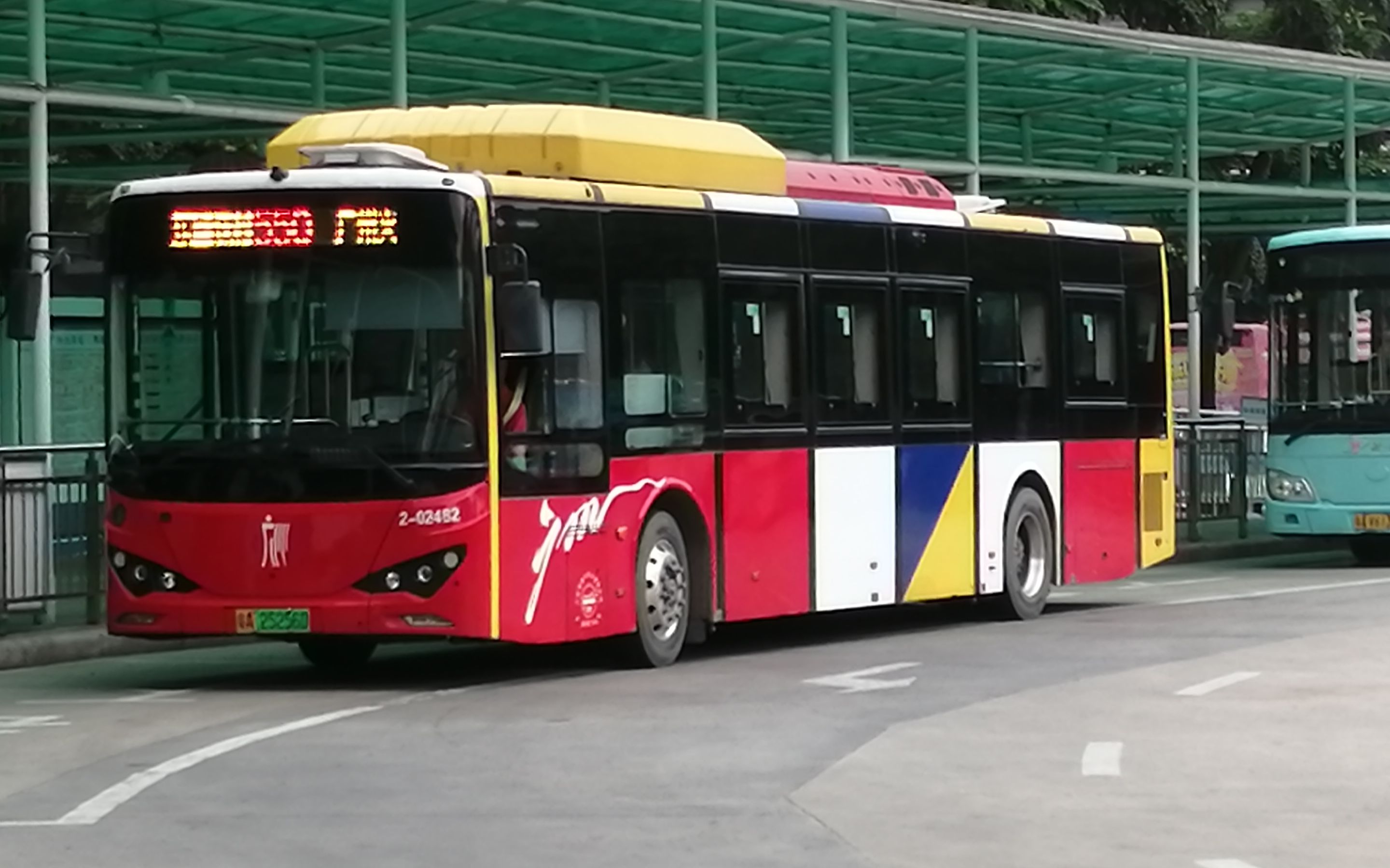 小黄铁粉珠村村民去火车站最方便线路广州公交第二巴士550路广州火车