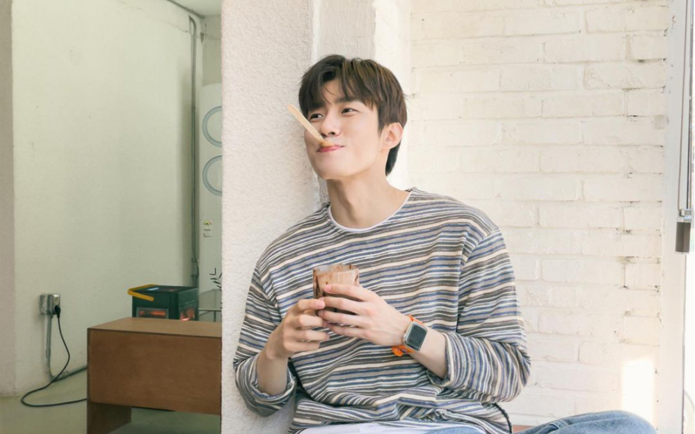 孙宇贤可爱大狗狗撒娇百九