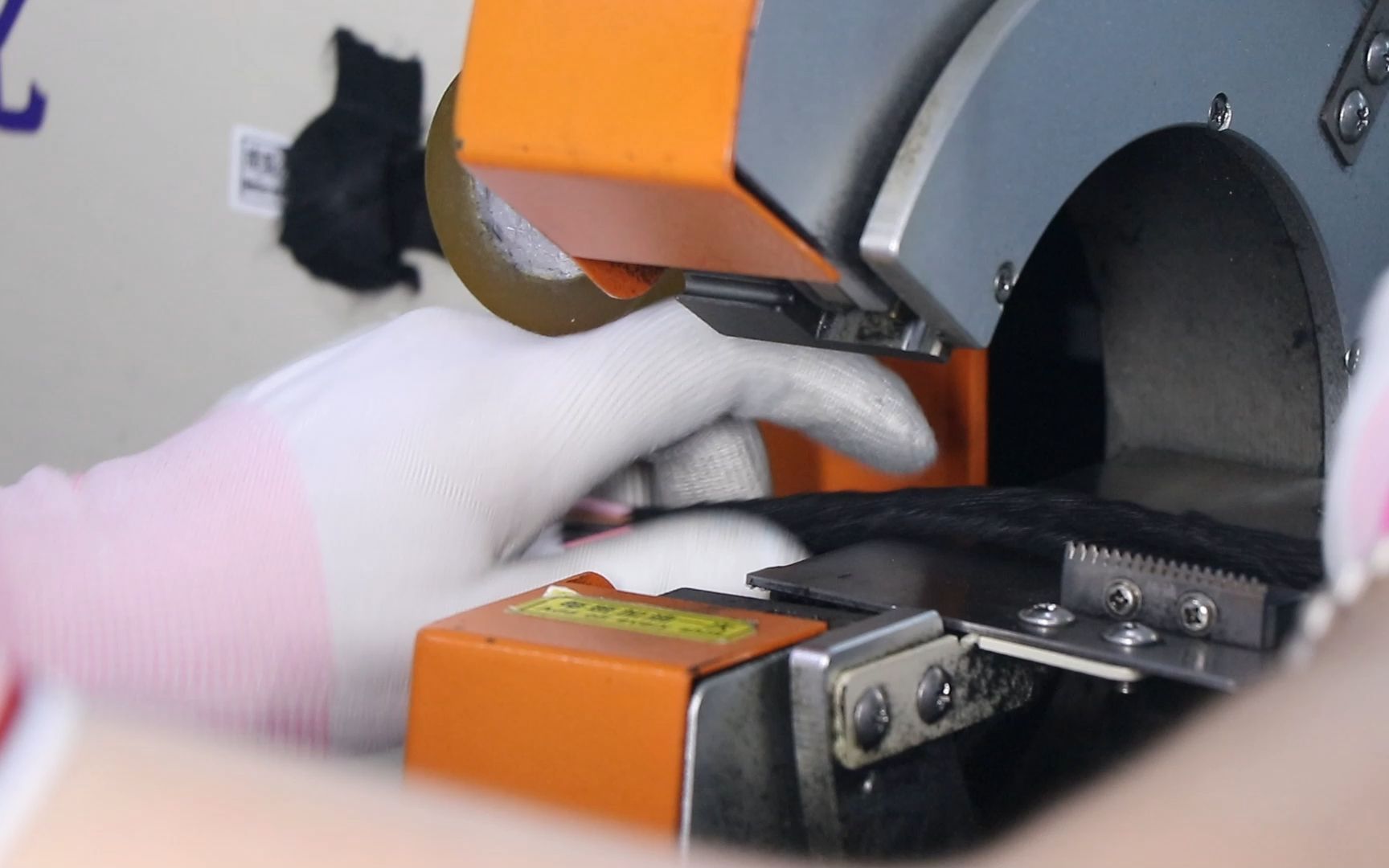 汽车线束这样缠,既美观又安全#线材加工#线束加工#工厂实拍视频#汽车