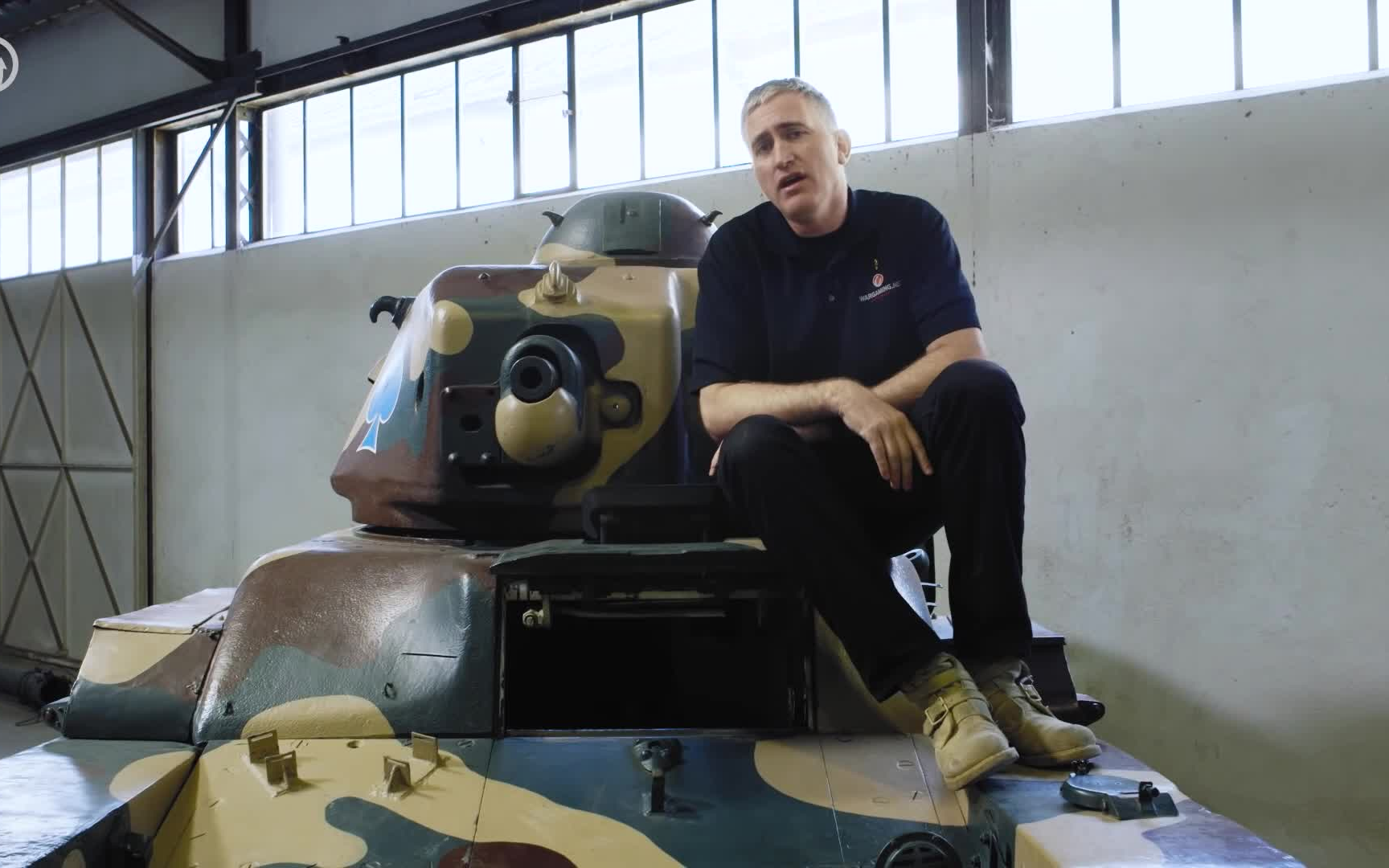 insidethechieftainshatch雷诺r35坦克