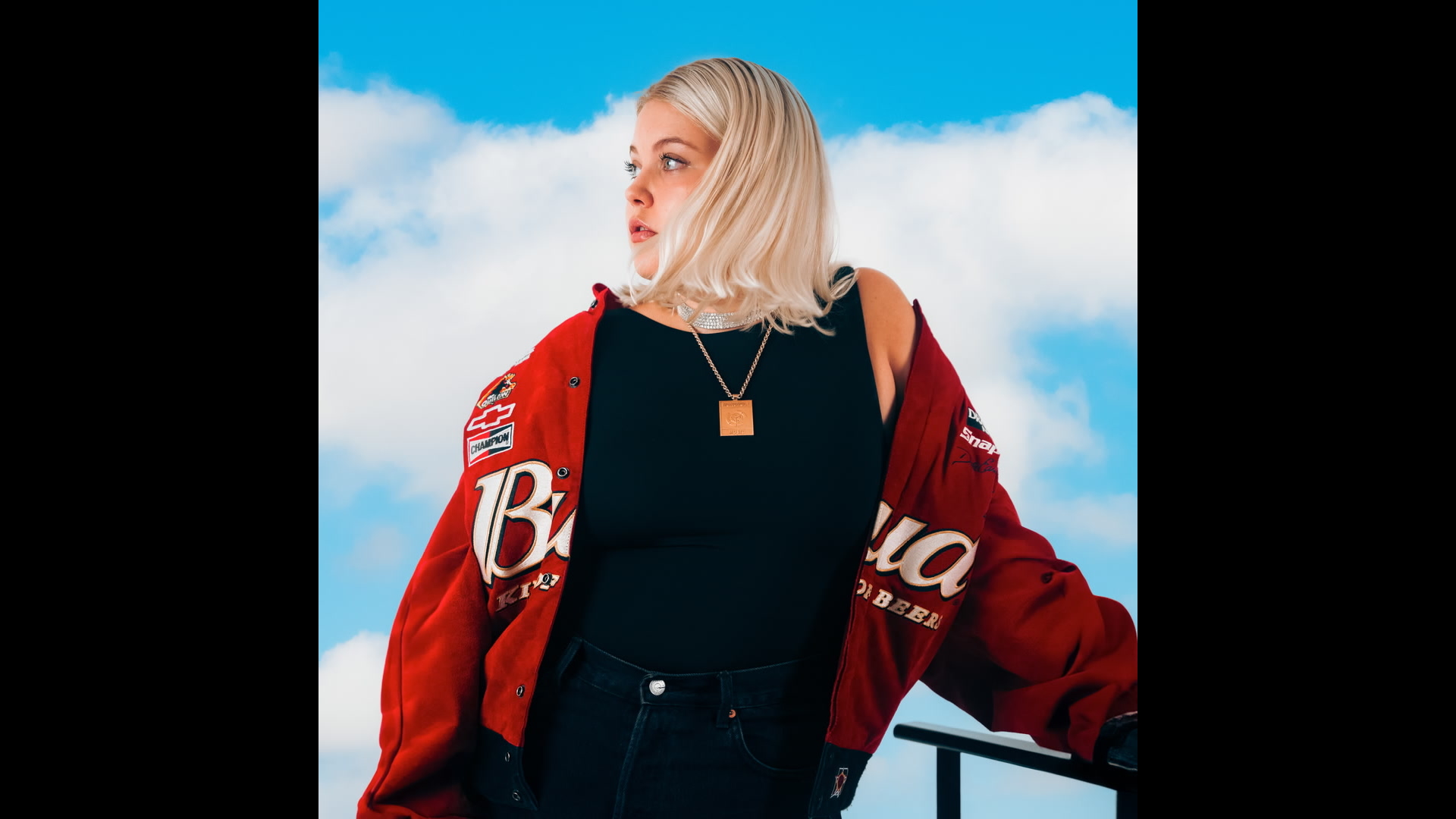 bee「kolmatta linjaa (audio)」