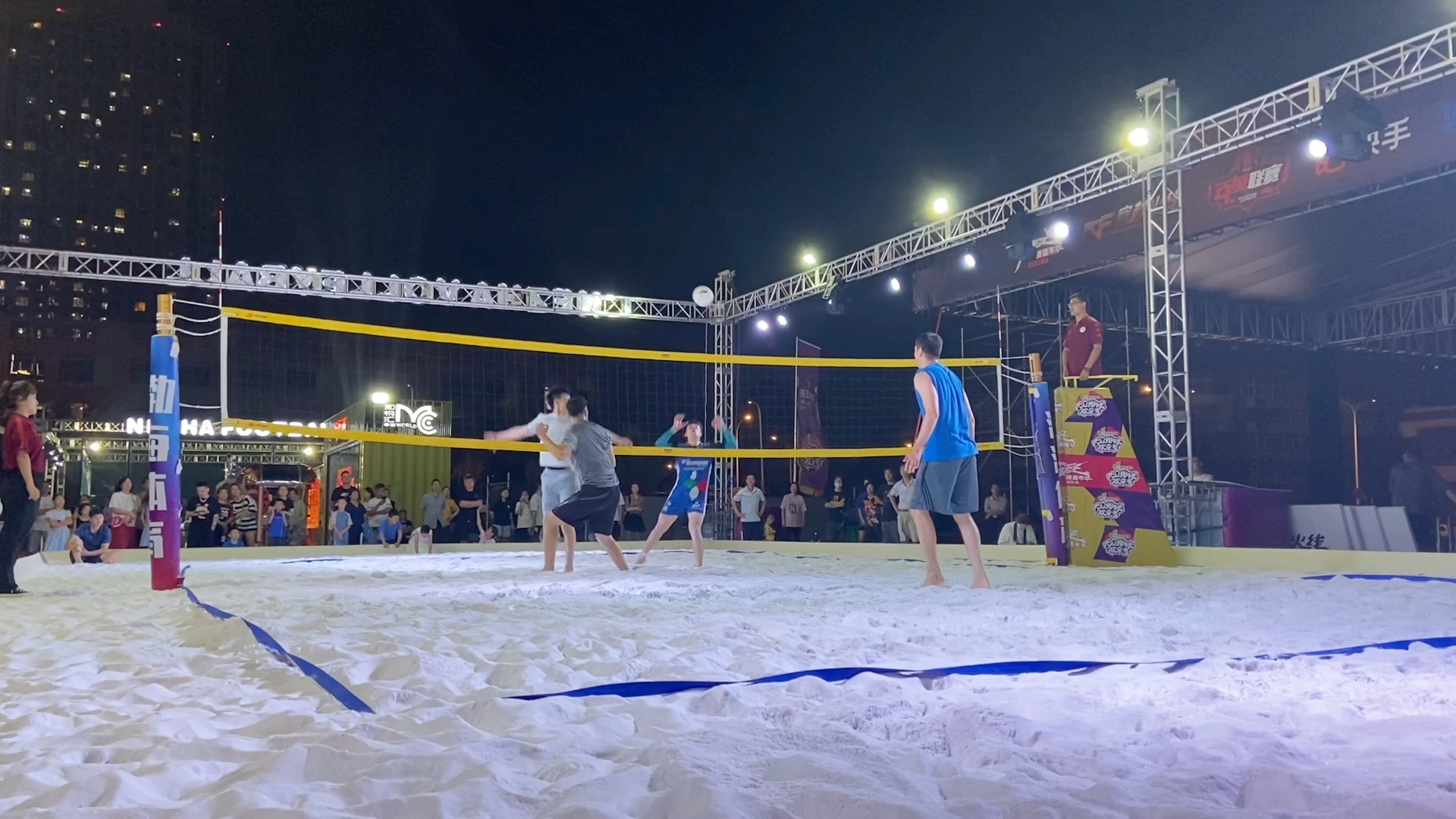哪吒体育节沙排