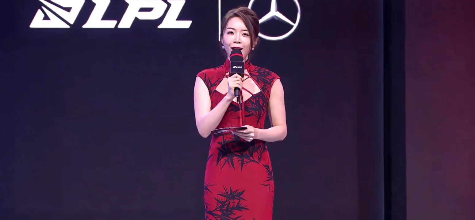 lpl夏季赛7.12,余霜和夏安登台皮肤欣赏