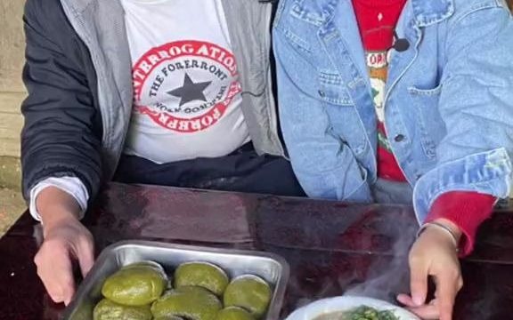 水印草做的粑粑你们没吃过吧