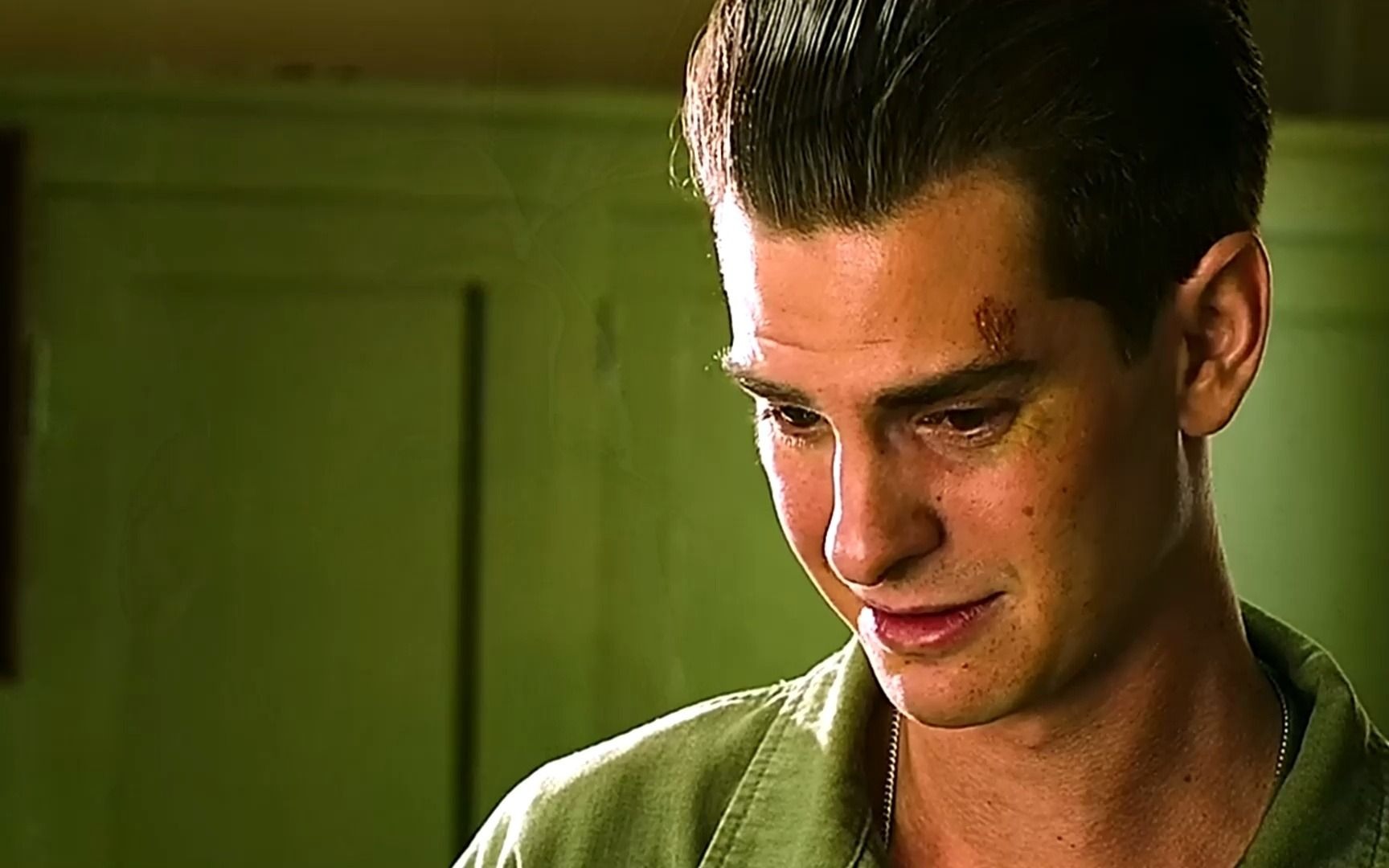 恳请上帝让我再救一个根据真实事件改编血战钢锯岭安德鲁加菲尔德