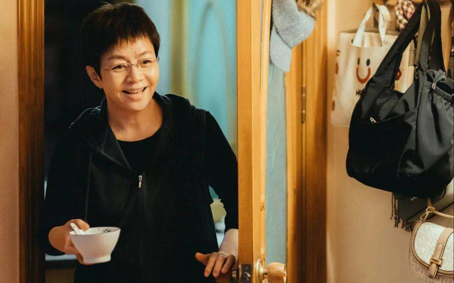 婆媳题材电视剧《熟年》热播 宋丹丹演技不俗赢得一致好评