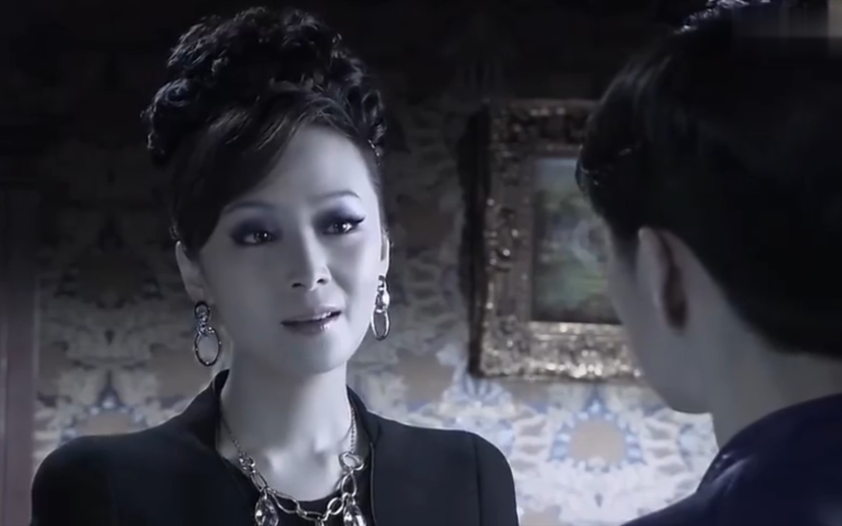 桔子见小锦娣抱着燕双鹰,竟直接和小锦娣打了起来,燕双鹰懵了