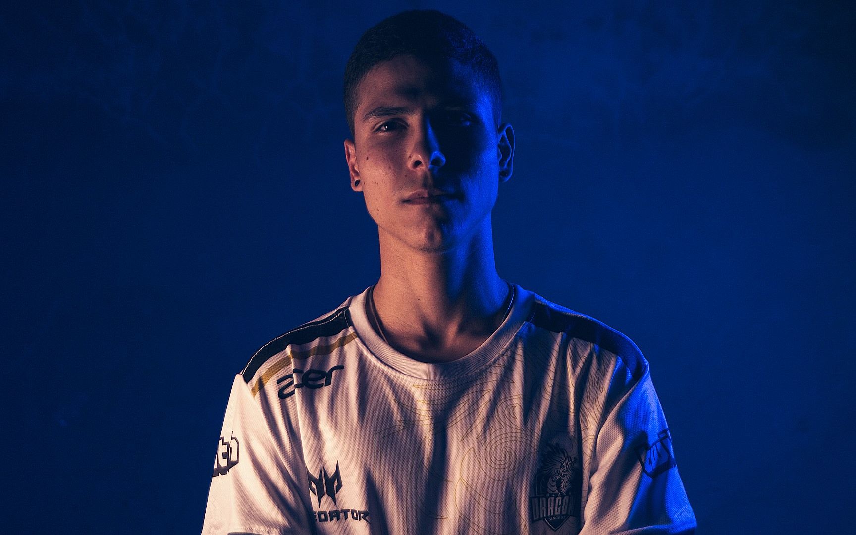 cf巴西的职业ak47大师adrf