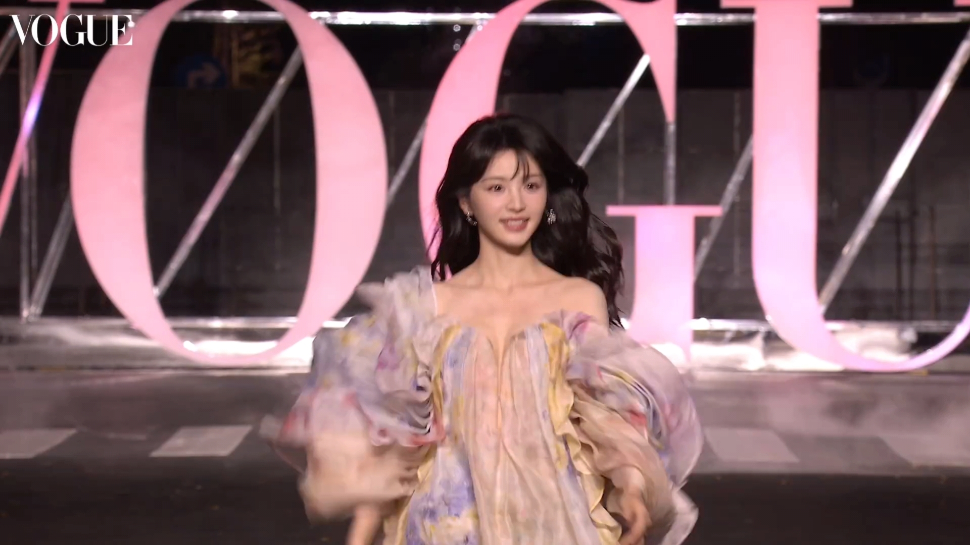 田曦薇 vogee红毯 顶级甜妹的杀伤力!