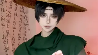 我和舅舅最天生一对，对了说到一…