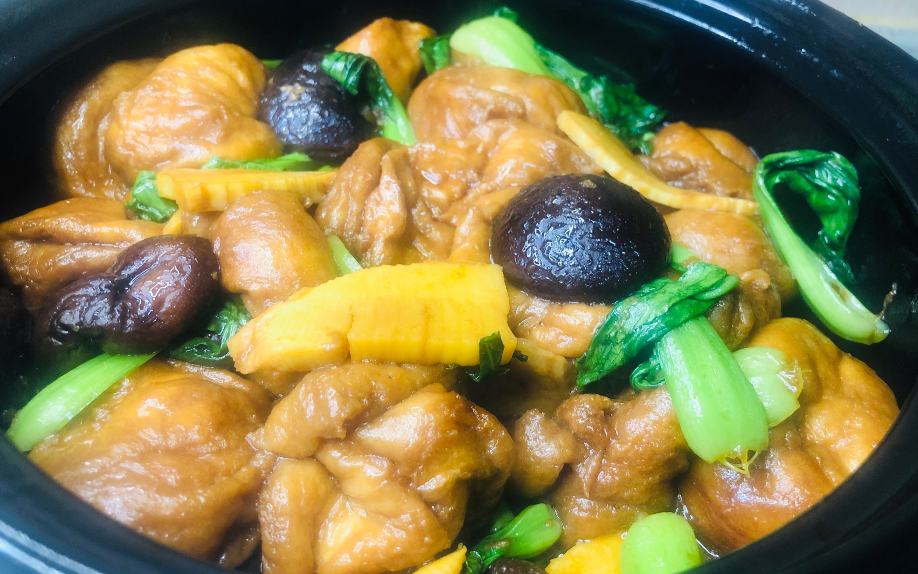 《上海话教做菜》香菇面筋煲