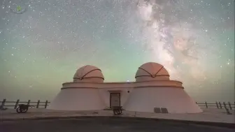 Скачать видео: 冷湖国家天文台星空延时1